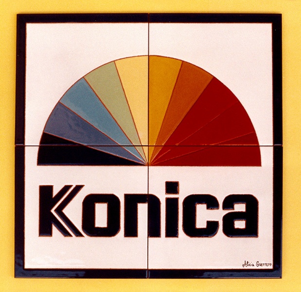 Mural cerámicos de rotulación logotipo anagrama konica