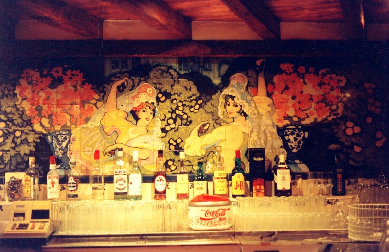 Mural decorativo de azulejos "La Feria sevilla